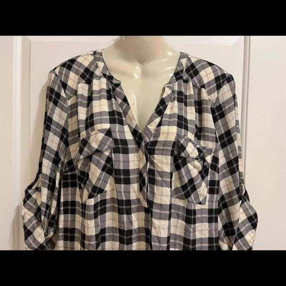 torrid Tops - Torrid Harper Sz 2 2x blouse